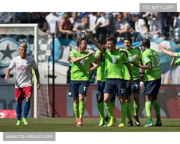 丹麦帮充斥狼堡更衣室，体育总监权限过大