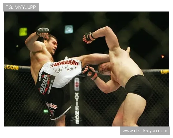 琼斯与科米尔三番战登陆俄罗斯终极斗士真人秀 宿怨以教练身份延续